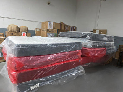 Beautyrest 12" Silver BRS900 Medium-Firm Mattress – Select the Size